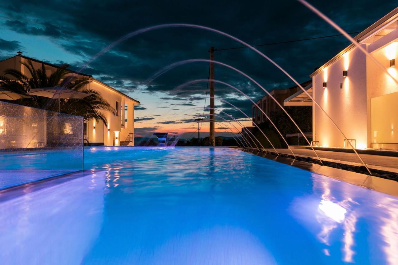 Pachis Escape Suites Eksteriør billede